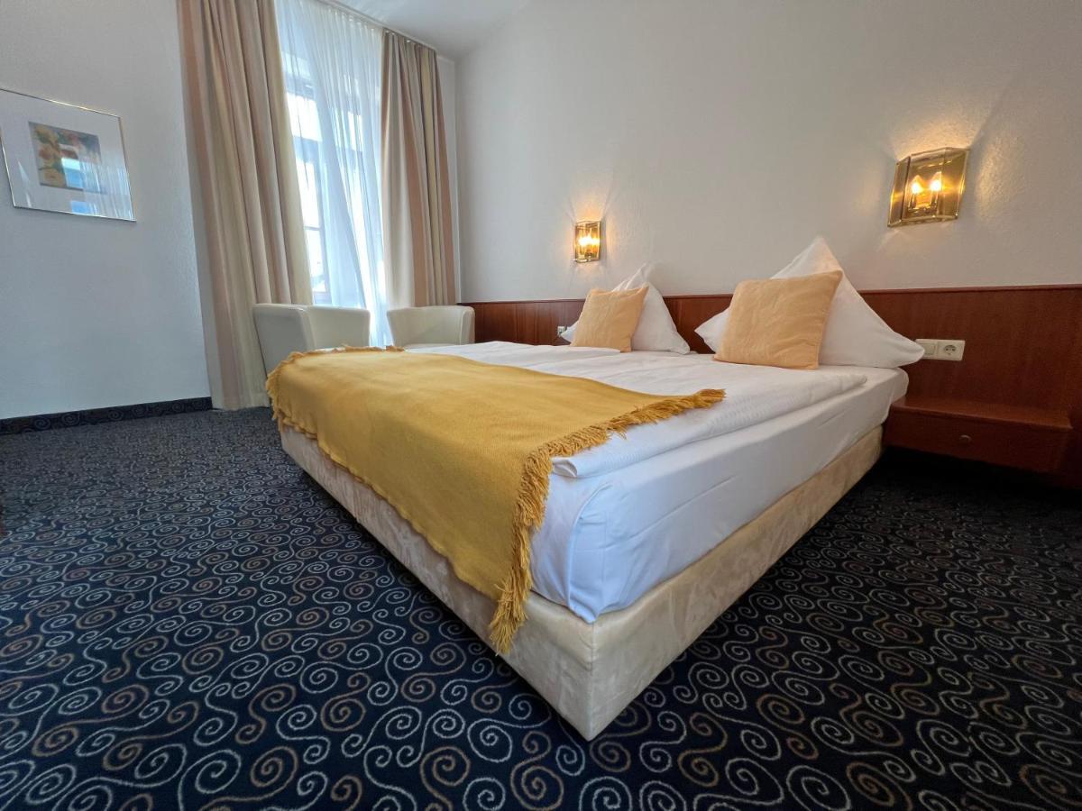 Stadthotel คอนสตานซ์ ภายนอก รูปภาพ